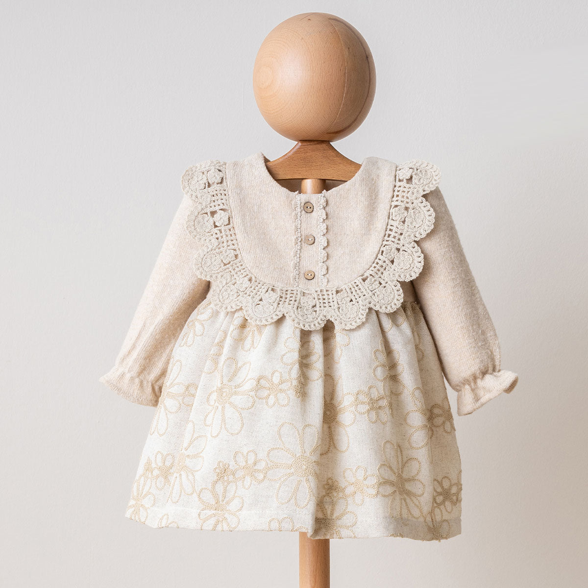 Baby Mädchen Kleid mit Häkelband und Stickmuster-4155